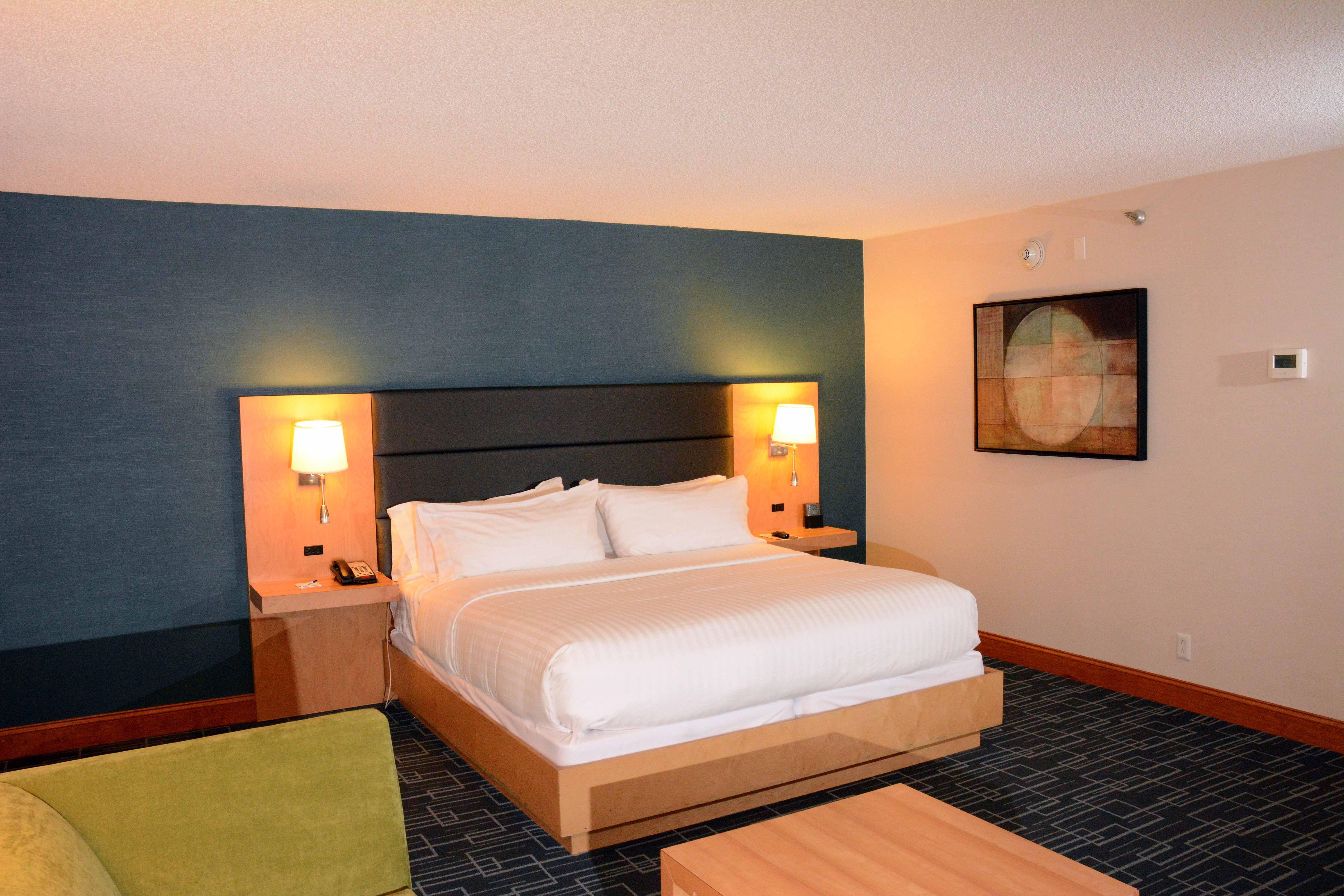 Holiday Inn Express Stamford, An Ihg Hotel ภายนอก รูปภาพ