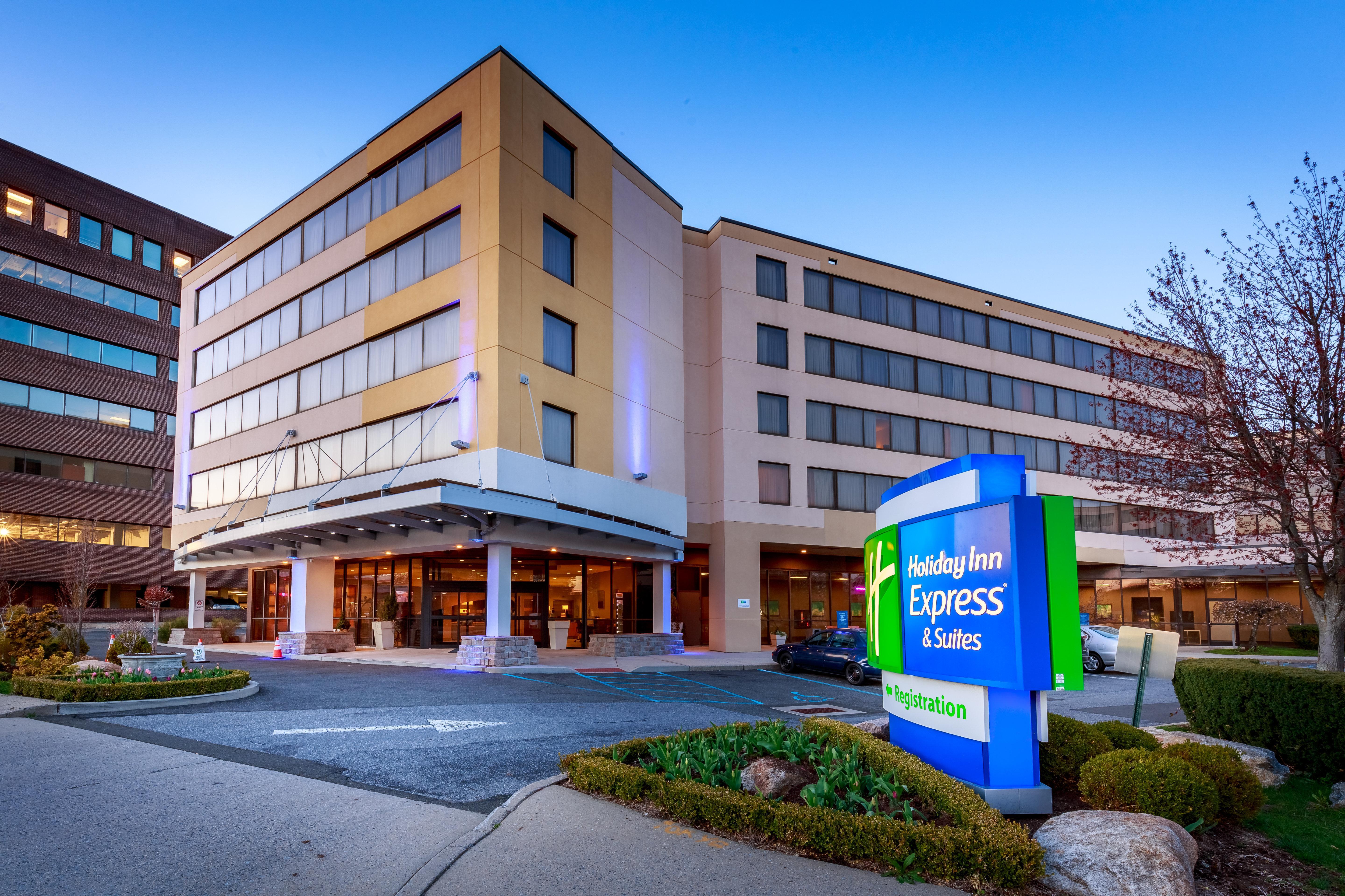 Holiday Inn Express Stamford, An Ihg Hotel ภายนอก รูปภาพ