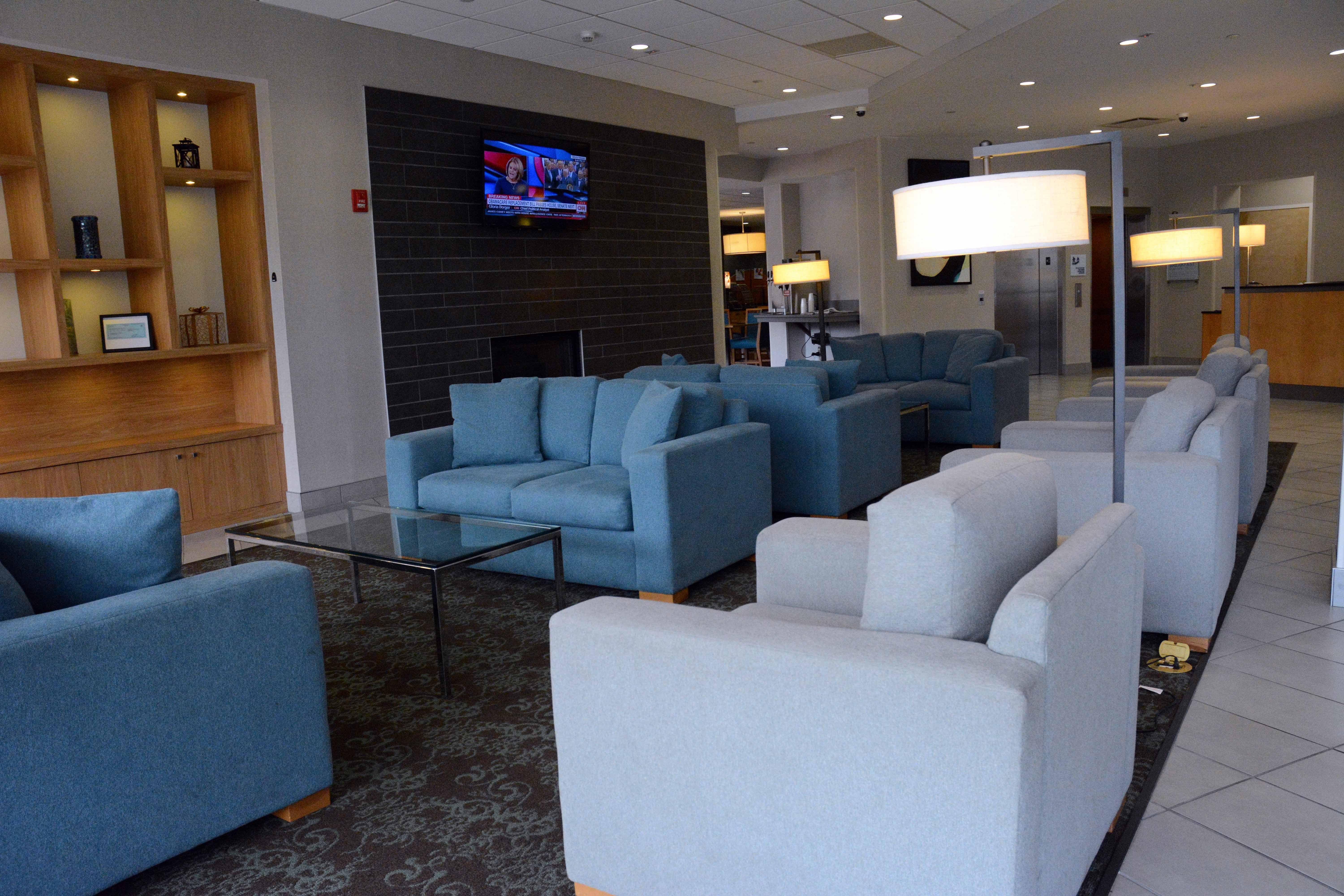 Holiday Inn Express Stamford, An Ihg Hotel ภายนอก รูปภาพ