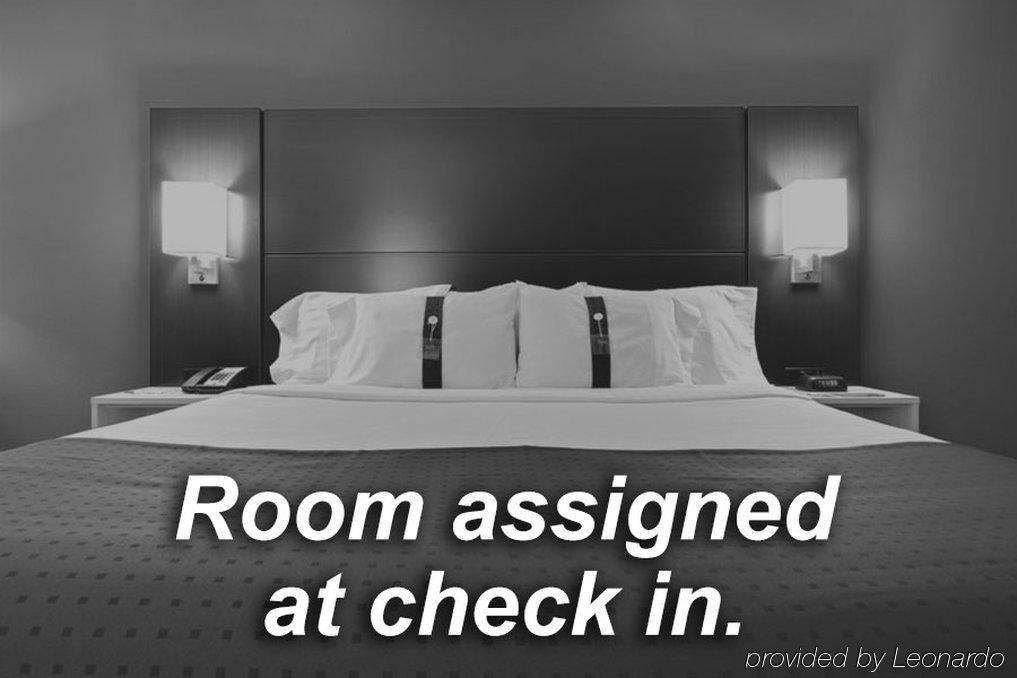 Holiday Inn Express Stamford, An Ihg Hotel ภายนอก รูปภาพ