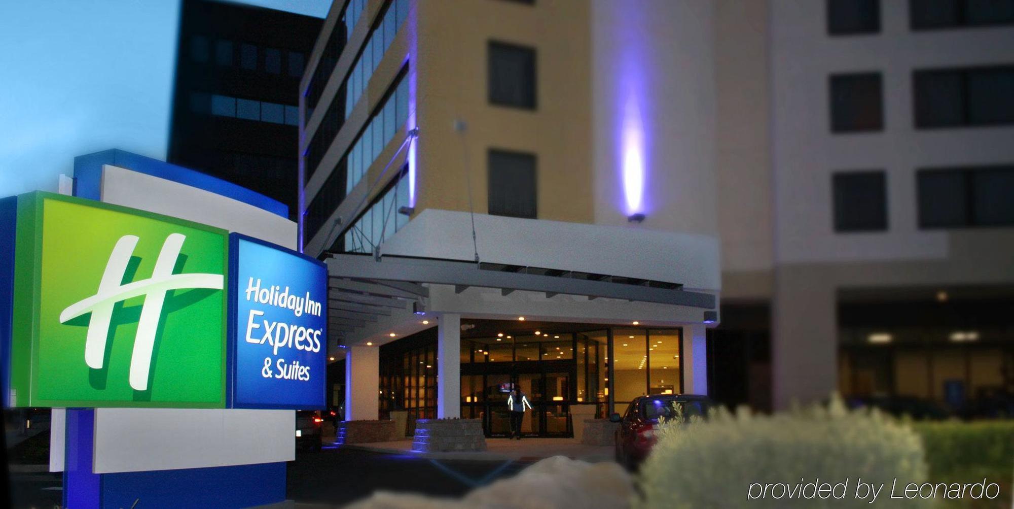 Holiday Inn Express Stamford, An Ihg Hotel ภายนอก รูปภาพ